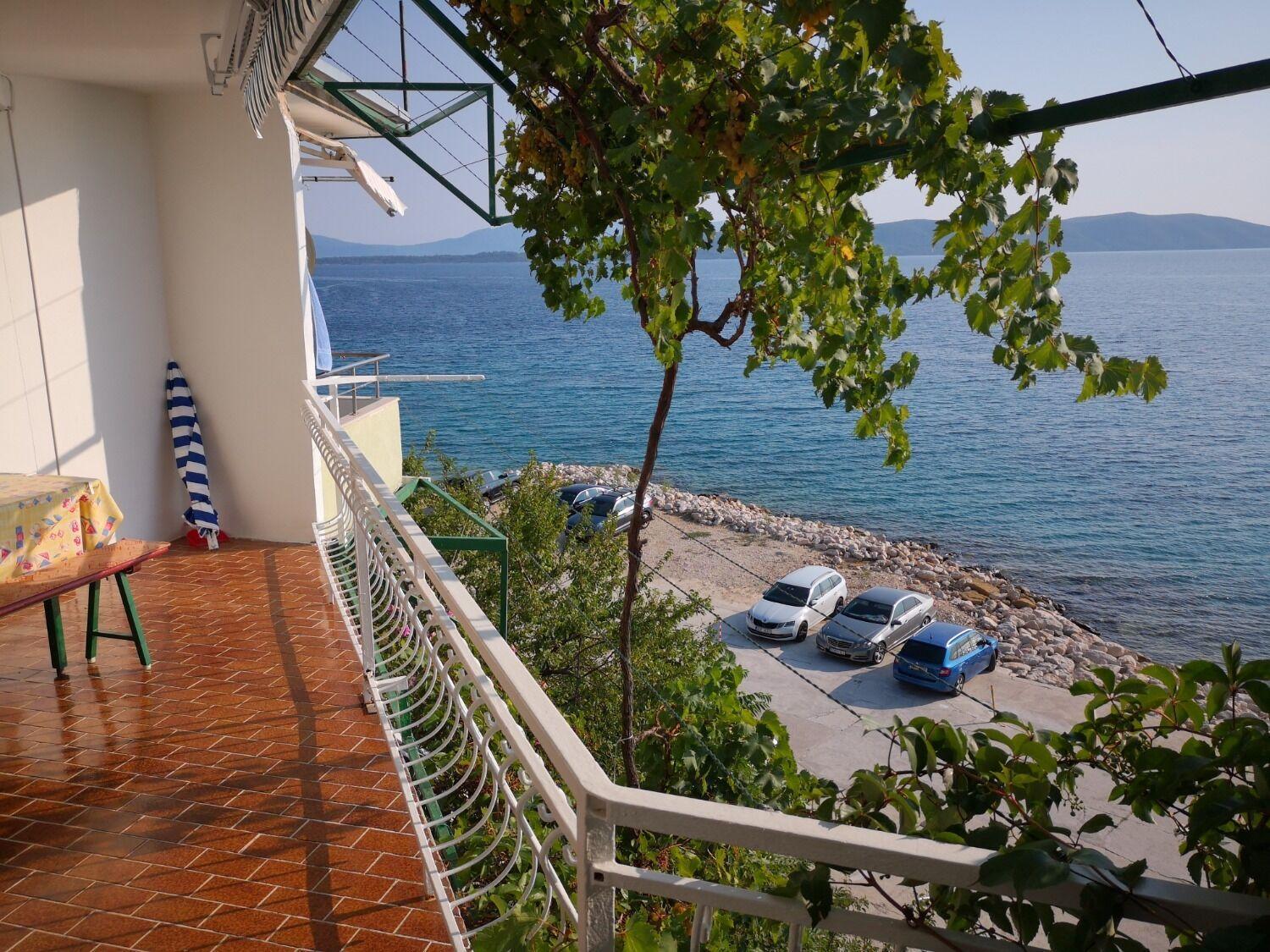 Apartments Sonja - By The Sea Живогошче Экстерьер фото